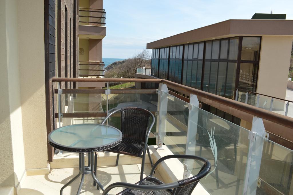 Gitea Sand Lilies Apartments โซโซโปล ภายนอก รูปภาพ